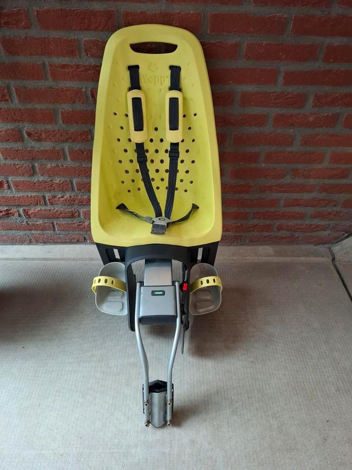 Yepp Achterzitje Maxi Incl. Montage Beugel, Fietsen en Brommers, Fietsaccessoires | Fietsstoeltjes, Zo goed als nieuw, Achterzitje