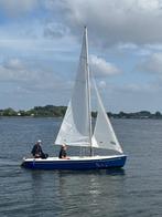 Open zeilbootje te koop (volksboot, 4,5 m). Met wegtrailer., Watersport en Boten, Open zeilboten, Ophalen, Geen motor, Gebruikt