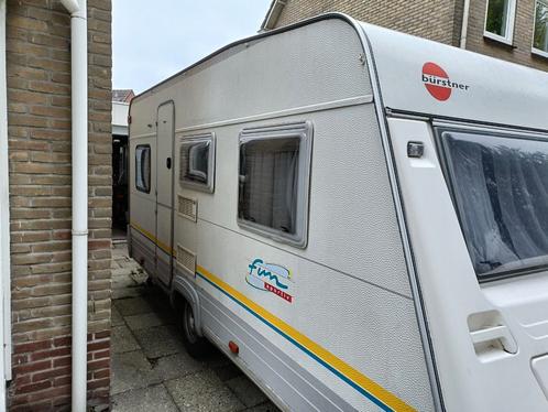 Burstner caravan met voortent en luifel, Caravans en Kamperen, Caravans, Particulier, tot en met 4, 750 - 1000 kg, Rondzit, Bürstner