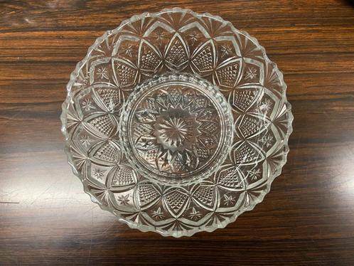 Glazen schaaltje diameter 12.5 cm, Antiek en Kunst, Antiek | Glas en Kristal, Ophalen of Verzenden