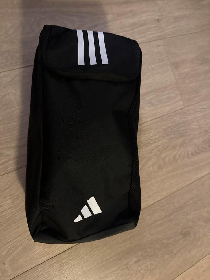 Adidas Tiro L Schoenentas - Zwart, Kleding | Heren, Sportkleding, Nieuw, Algemeen, Overige maten, Zwart, Ophalen of Verzenden