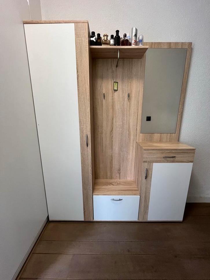 Garderobekast met spiegel en opbergruimte, Huis en Inrichting, Keuken | Servies, Zo goed als nieuw, Overige typen, Effen, Overige materialen