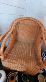 3 Rotan Stoelen + Tafeltje - Zeer Mooi!, Huis en Inrichting, Stoelen, Ophalen, Zo goed als nieuw, Bruin, Twee