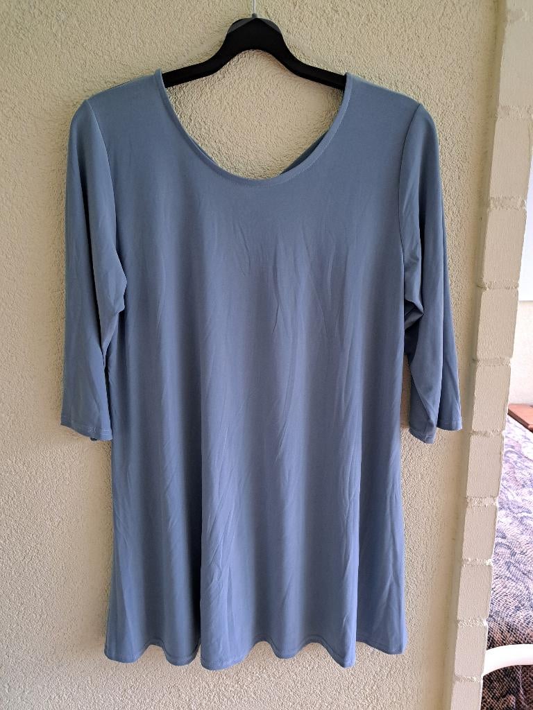 Magna Tuniek  -  maat 42/44 of XL(magna maat)  -  grijsgroen, Maat 42/44 (L), Ophalen of Verzenden, Groen, Magna