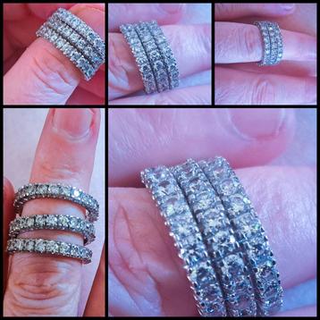 Zilverkleurige ring met strass - Maat 56 beschikbaar voor biedingen
