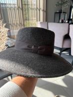 Dameshoed bruin /taupe kleur, Ophalen of Verzenden, Zo goed als nieuw