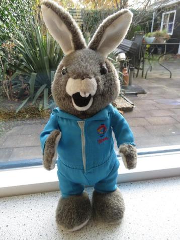  Konijn in overall van TOTAL Excellium meet ca 36 cm van beschikbaar voor biedingen