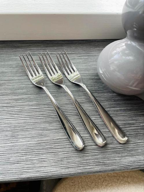 ALESSI Nuovo Milano x Ettore Sottsass 1987, Huis en Inrichting, Keuken | Bestek, Zo goed als nieuw, Los bestek, Rvs of Chroom