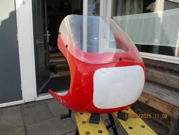 Stuurkuip Ducati 750 rondcarter  en racer zitje. beschikbaar voor biedingen