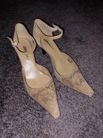 Pumps mt 39, Kleding | Dames, Schoenen, Ophalen of Verzenden, Zo goed als nieuw, Bruin