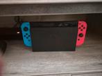 Nintendo Switch Oled versie., Spelcomputers en Games, Spelcomputers | Nintendo Switch, Ophalen of Verzenden, Zo goed als nieuw