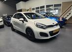 Kia Rio 1.2 CVVT ComfortLine NAVI BLUETOOTH AIRCO NAP NL AUT, Euro 5, Gebruikt, 4 cilinders, Wit
