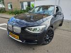 BMW 1-serie 116i Business* Dealer onderhd* grijs/wit Leer* o, 1-Serie, Gebruikt, 4 cilinders, Leder en Stof