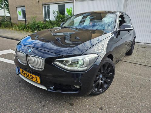 BMW 1-serie 116i Business* Dealer onderhd* grijs/wit Leer* o, Auto's, BMW, Bedrijf, Te koop, 1-Serie, Benzine, Euro 5, A, Hatchback