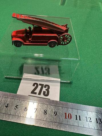273 Lesney schaal ? brandweerwagen met ladderwagen beschikbaar voor biedingen
