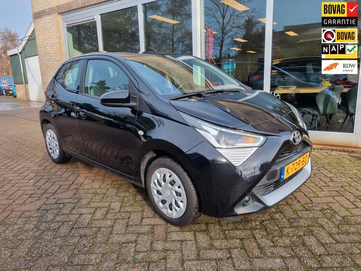 Toyota Aygo 1.0 VVT-i x-play camera, carplay, media, 1e eige, Auto's, Toyota, Bedrijf, Te koop, Aygo, ABS, Achteruitrijcamera