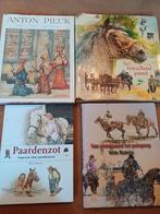 Anton Pieck en Wim Romijn, Rien Poortvliet boeken, Ophalen of Verzenden, Gelezen