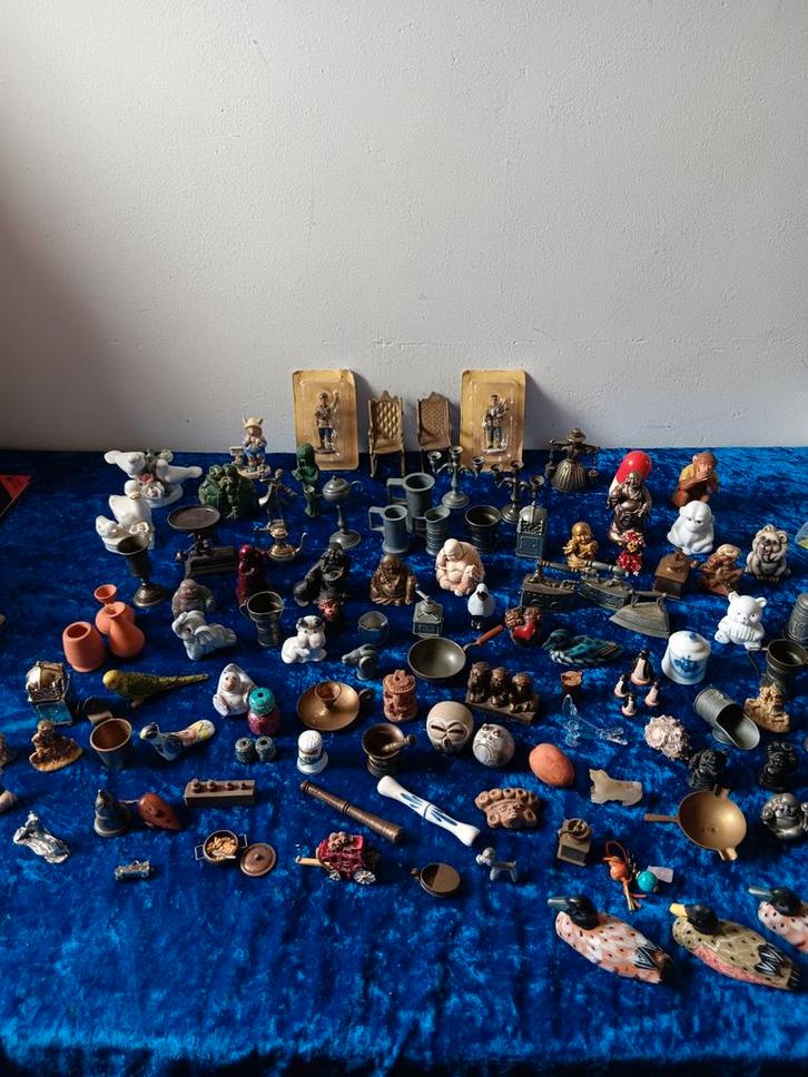 Grote verzameling letterbak miniaturen - 152 stuks, Antiek en Kunst, Curiosa en Brocante, Ophalen of Verzenden