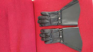 Nieuwe Motorhandschoenen Leer Maat 10, oud model beschikbaar voor biedingen