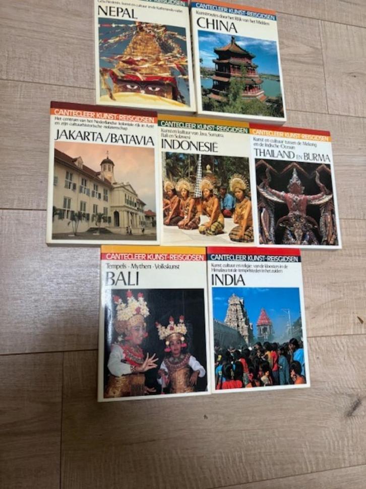 Cantecleer Kunstreisgidsen Azië, o.a. Nepal China Bali India, Boeken, Reisgidsen, Zo goed als nieuw, Reisgids of -boek, Azië, Overige merken