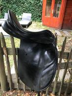 Busse dressuurzadel 18 inch medium boom. Nette staat., Dieren en Toebehoren, Ophalen, Gebruikt, Dressuur