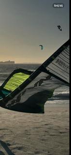 Nash kite 7 en 9 meter inclu mystic trapeze en bar, Watersport en Boten, Kitesurfen, Ophalen of Verzenden, Zo goed als nieuw