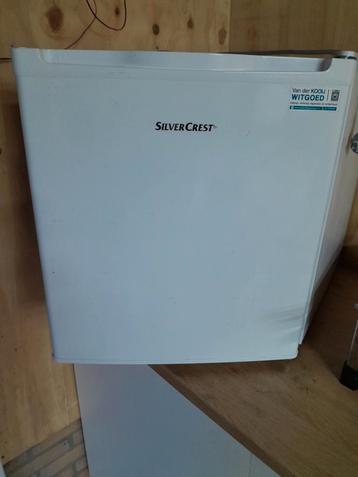 Klein Diepvrieskistje merk Silvio Crest - 48x49x43 cm beschikbaar voor biedingen