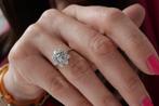 14 Karaat Witgouden Vintage Dames Ring, Ophalen of Verzenden, Zo goed als nieuw, 17 tot 18, Met edelsteen