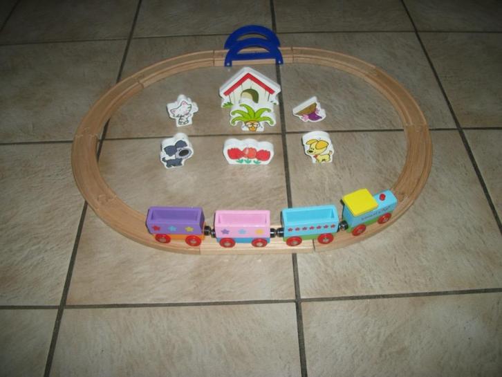 Treinbaan Woezel en Pip 21 delig, Kinderen en Baby's, Speelgoed | Houten speelgoed, Gebruikt, Ophalen of Verzenden