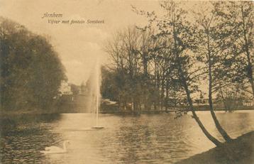 (387-251-035) Arnhem Vijver met fontein Sonsbeek beschikbaar voor biedingen