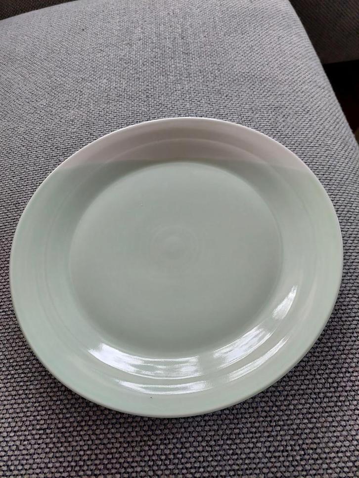 Royal Doulton 1815 Groen Dinerborden - 8 stuks, Huis en Inrichting, Keuken | Servies, Zo goed als nieuw, Bord(en), Effen, Porselein