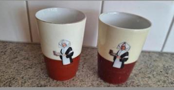 2 Cacao Droste Bekers -1  heeft kleine beschadiging. beschikbaar voor biedingen