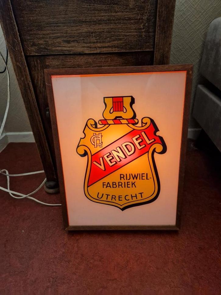 Vendel rijwielen  Utrecht lichtbakje fiets, Verzamelen, Merken en Reclamevoorwerpen, Gebruikt, Lichtbak of (neon) lamp, Ophalen of Verzenden