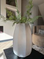 Prachtige vaas Brad, frosted, Huis en Inrichting, Woonaccessoires | Vazen, Overige kleuren, Nieuw, Ophalen of Verzenden, Glas