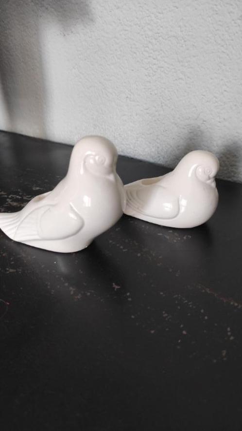 Kandelaar duiven wit aardewerk 2x, Huis en Inrichting, Woonaccessoires | Kandelaars en Kaarsen, Gebruikt, Kandelaar, Minder dan 25 cm