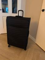 Nieuwe, lichte koffer met slot - Helmond, Sieraden, Tassen en Uiterlijk, Koffers, 45 tot 55 cm, Zacht kunststof, Ophalen, 60 tot 70 cm