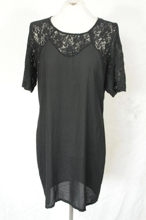 Mooie zwarte jurk.Kant.Mt L.Merk Modström, Kleding | Dames, Jurken, Zo goed als nieuw, Maat 42/44 (L), Zwart, Knielengte, Ophalen of Verzenden