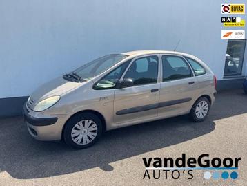 Citroen Xsara Picasso 1.6i Crystal, '04, 207000 km, met een  beschikbaar voor biedingen
