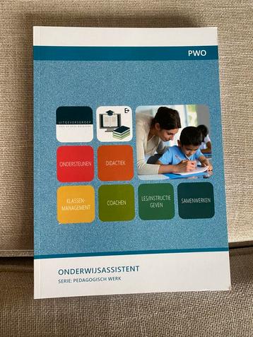 Schoolboeken onderwijsassistent beschikbaar voor biedingen