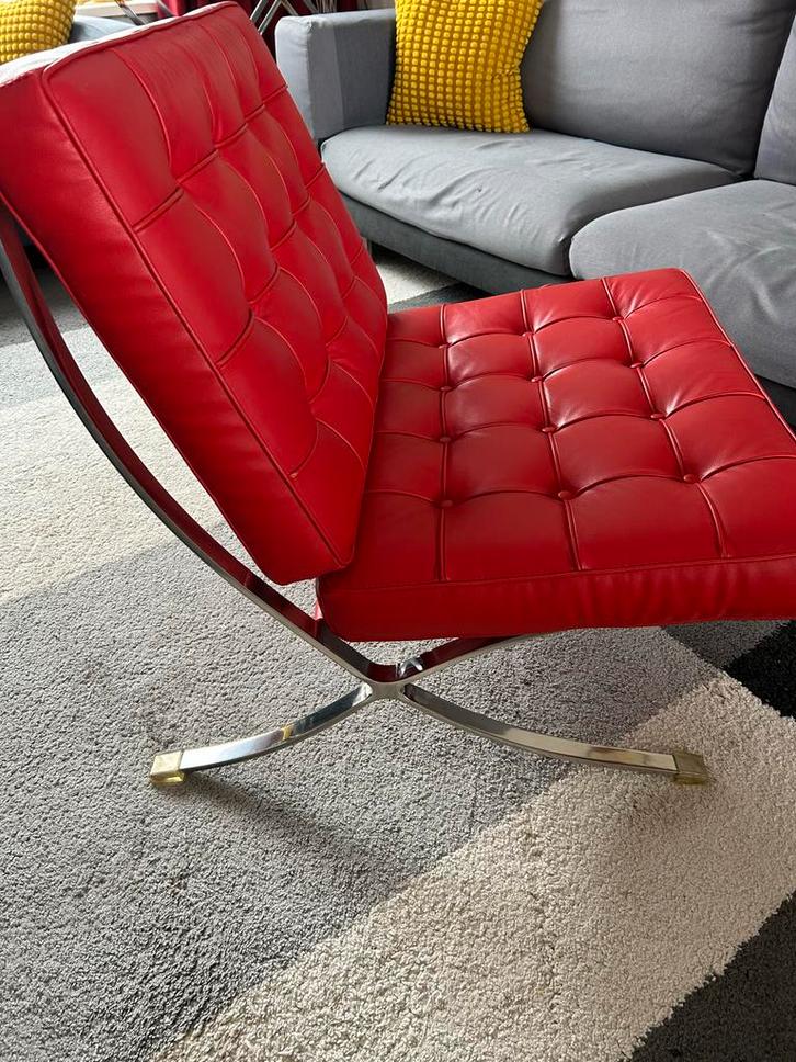 Rode Barcelona naamaak Stoel - Icoon Design, Huis en Inrichting, Stoelen, Zo goed als nieuw, Eén, Metaal, Rood, Ophalen of Verzenden