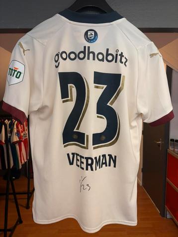 Gesigneerd shirt Joey Veerman beschikbaar voor biedingen