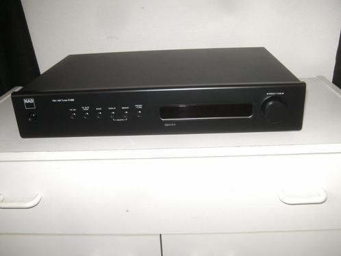 NAD C426 AM/FM stereo Tuner, Audio, Tv en Foto, Tuners, Gebruikt, Ophalen of Verzenden
