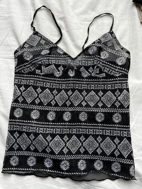 Prachtig singlet, topje van United colors of Benetton, S, Kleding | Dames, Ondergoed en Lingerie, Hemd, Zwart, Ophalen of Verzenden