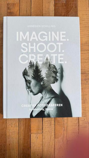 Eva Reinders - Imagine, Shoot, Create beschikbaar voor biedingen