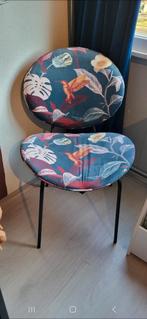 Stoel met velvet bekleding en jungle-print, Huis en Inrichting, Stoelen, Ophalen, Metaal, Eén
