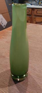 groene glazen vaas, Nieuw, Ophalen of Verzenden, Glas, Minder dan 50 cm
