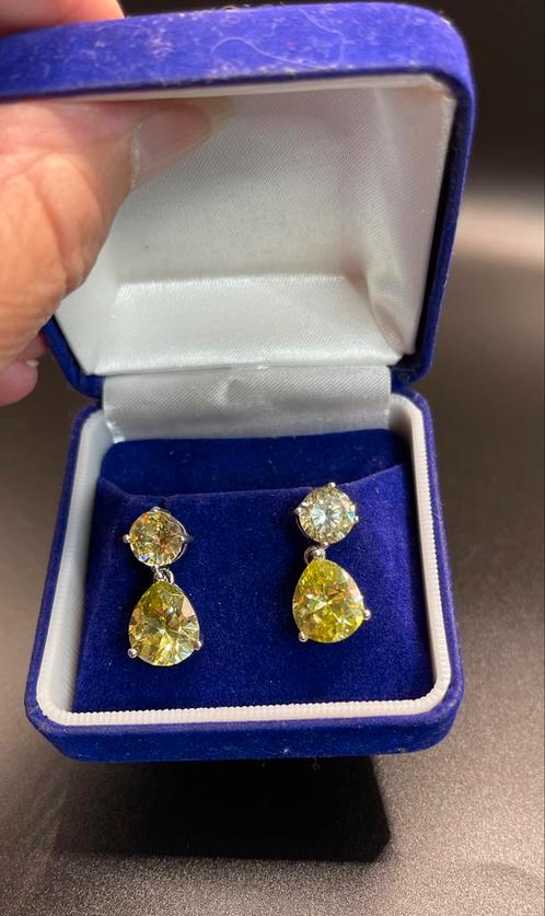 Zilveren oorbellen met 2 grote natuurstenen., Sieraden, Tassen en Uiterlijk, Oorbellen, Nieuw, Zilver, Ophalen of Verzenden