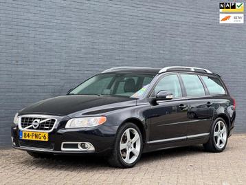 Volvo V70 2.0T R-Edition/NAVI/LEDER/PSENSOR/ beschikbaar voor biedingen
