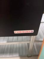 Cash Bases Kassalade, Ophalen