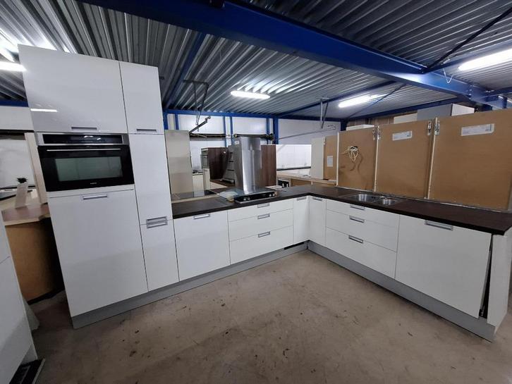 Complete keuken Compleet met APP 120Keukens op voorraad 2819, Huis en Inrichting, Keuken | Complete keukens, Zo goed als nieuw